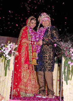 Aanniya, Utsav Verma's wedding party