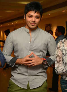 Art lovers @t Muse Art Gallery