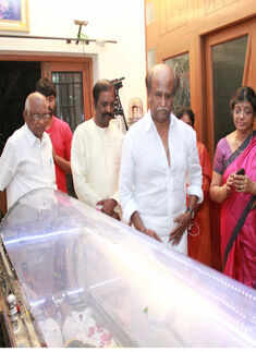 Celebs pay homage to K Balachander