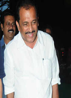 Celebs attend Bharatheeyam