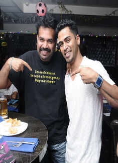 Weekend party @ Small World