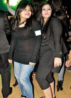 School reunion party