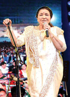 Asha&rsquo;s melodies kick-start Nagpur Mahotsav