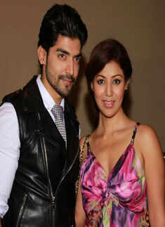 Khamoshiyan: Premiere