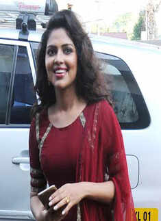 Amala Paul chats with the students of Government Women's College