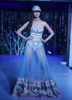 IBFW '15: Falguni & Shane Peacock