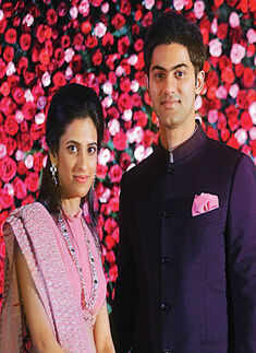 Rajiv & Kavya&rsquo;s wedding reception