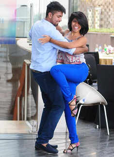 Pink Ladies' Club have a Bachata session at The Park