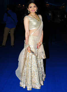 Manish & Nikita's wedding reception