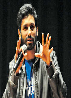 Girls have a blasting time