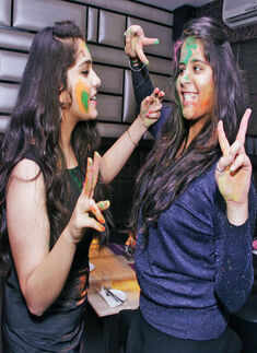 Jab Dilli mein rang barse