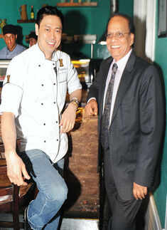 Bhajji & Symonds&rsquo; off-field bromance