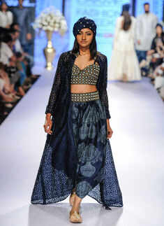 LFW '15: Day 4: Sonam & Paras Modi