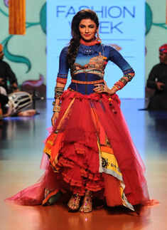 LFW '15: Day 6: Tarun Tahiliani