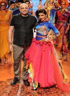 LFW '15: Day 6: Tarun Tahiliani