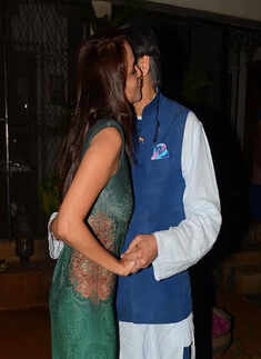 Shashi Tharoor at a dinner party