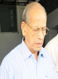 Cartels loot railways of Rs 10,000 crore a year: E Sreedharan