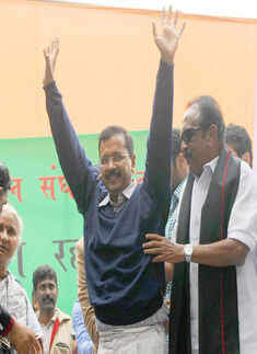 Kejriwal to lead protest march against land bill