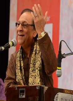 Ghulam Ali's live in concert at Shilpakala Vedika