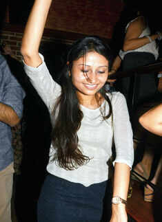 Groovin&rsquo; to Bolly beats