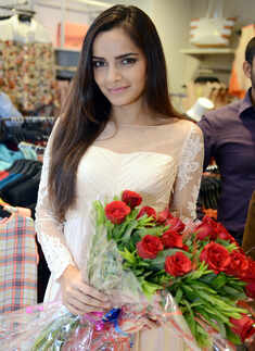 Shazahn Padamsee @ Perfume launch