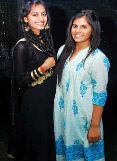 Manoj & Arti&rsquo;s 25th wedding anniversary