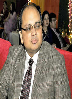 Diplomats have a fun time