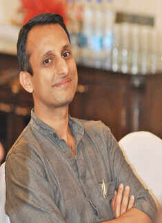 Ashutosh at social event