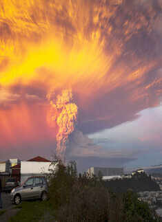 Calbuco volcano erupts in Chile