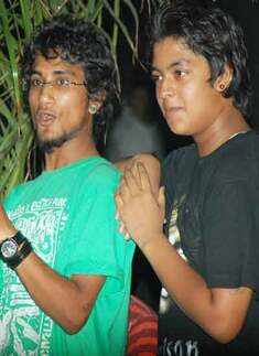 Kailash Kher performs