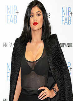 Divas&rsquo; Make-up Malfunction