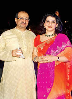 VN & Latika Misra&rsquo;s wedding anniversary