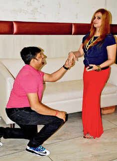 Amit Sharma and wife Neha hosted a party Photogallery - Times of India