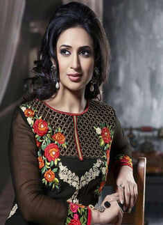 A picture of TV actress Divyanka Tripathi Photogallery - Times of India