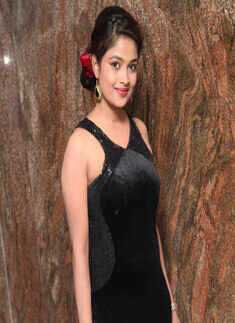 Celebs at Kengulabi's launch  Photogallery Times of India