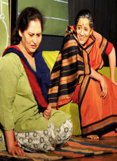 Scene from the play Sampat, Yashoda Photogallery - Times of India
