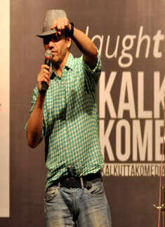 Comedy show at Kalakunj Photogallery Times of India