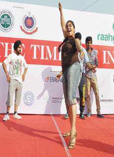 Participants during the Raahgiri Day