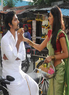 A still from Telugu movie Pandavullo Okadu