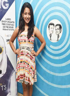 Party at Small World pub