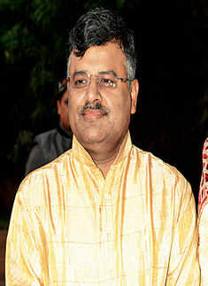 Jitendher Reddy during Hyderabad police commissioner, M Mahender Reddy's iftar party