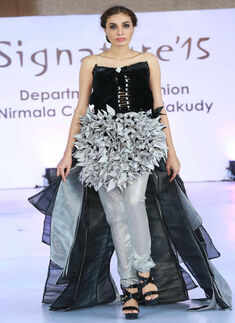 Signature'15: A fashion show