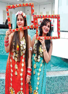 Pool-side party in Kanpur