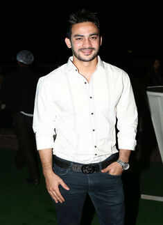 Gavin poses during Sohan&rsquo;s birthday party