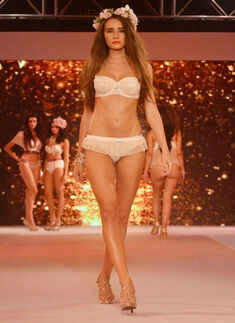 amant&eacute; Lingerie Fashion Show