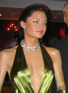 Who doesn't want to create Angelina Jolie's replica