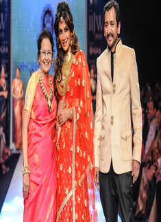 IIJW '15: Shobha Shringar