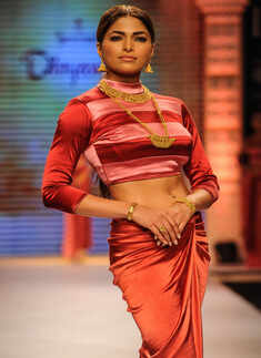 Parvathy Omanakuttan showcases a creation