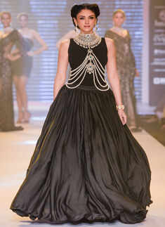 IIJW '15: Yoube Jewellery Ltd