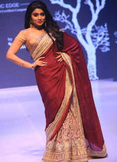 Shriya @ Ethnic Fashion Show